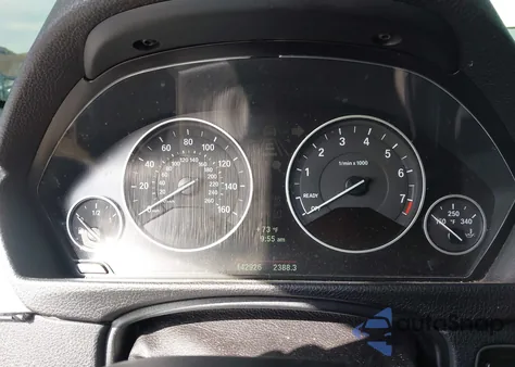 2013 BMW 328I xDrive z USA, uszkodzony, nr VIN WBA3B3C55DJ810656